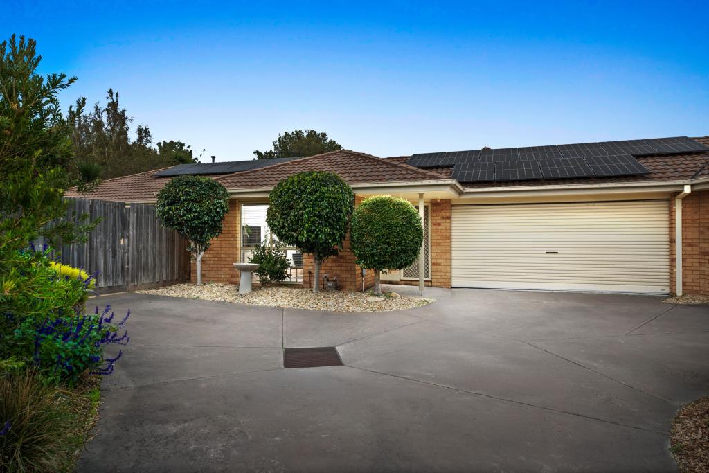 2/23 COOLIBAH CRES, BAYSWATER, VIC 3153