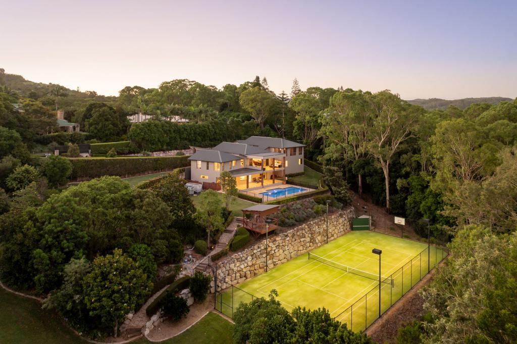 43 Corniche Pl, Brookfield, QLD 4069