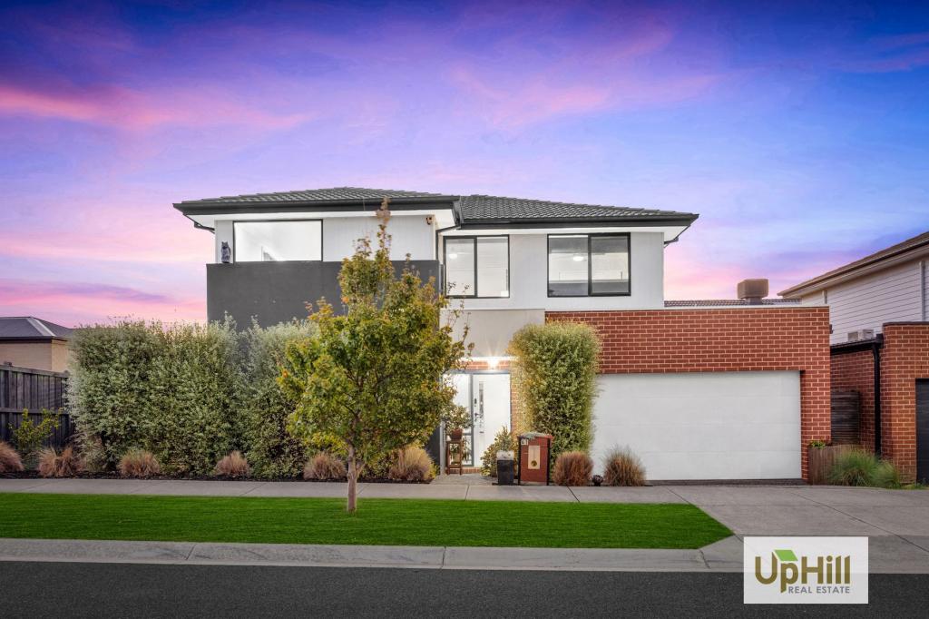 41 Barley Cres, Clyde North, VIC 3978