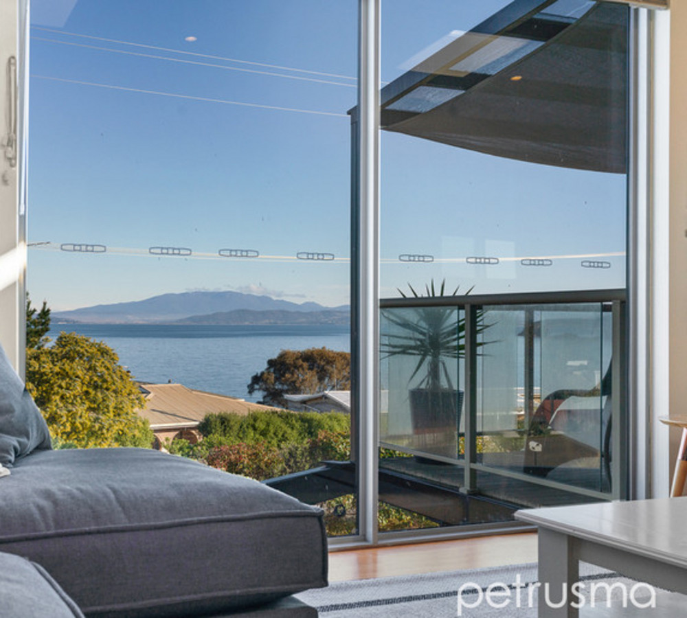 64 Grevillea St, Primrose Sands, TAS 7173