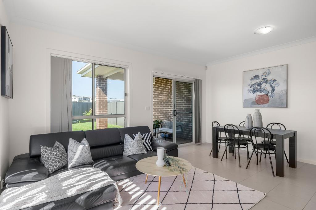 5a Pleasance St, Box Hill, NSW 2765