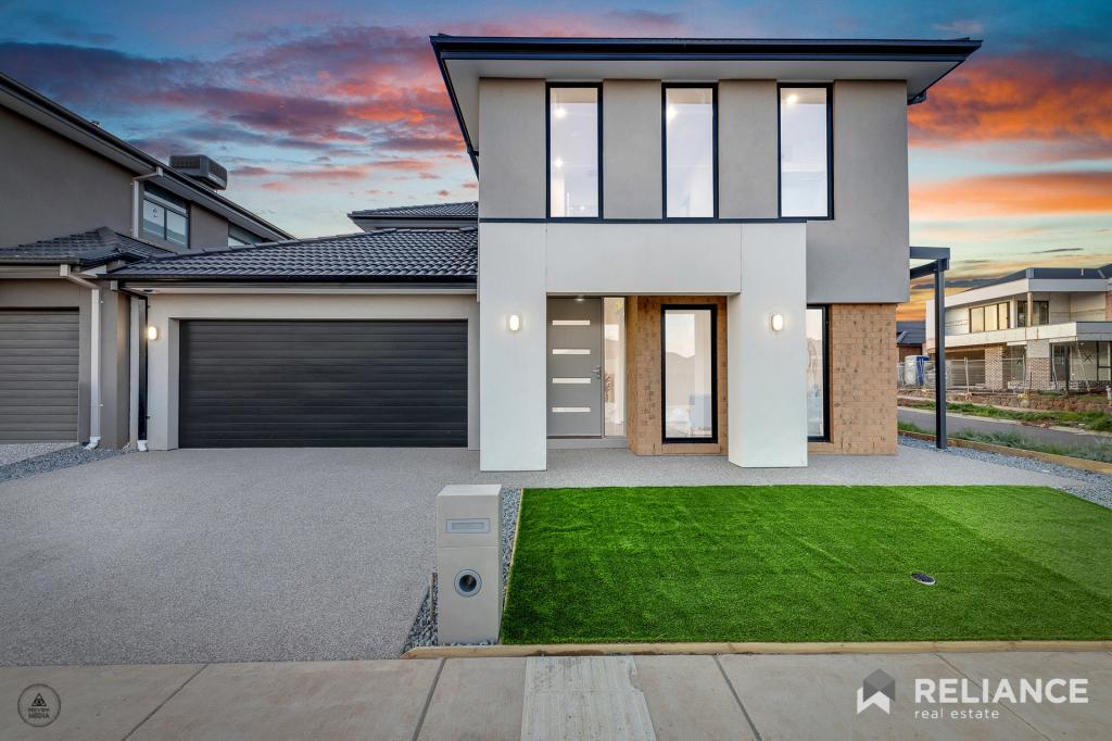 8 Himalayas St, Truganina, VIC 3029