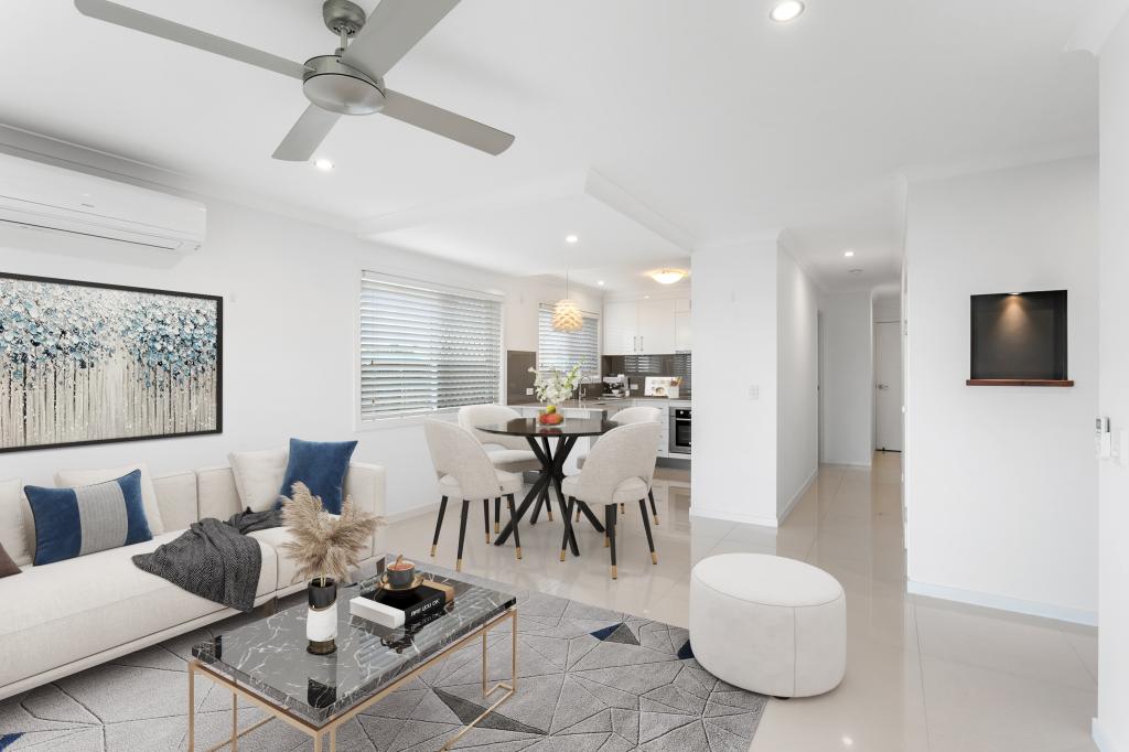 1/7 Mcaneny St, Redcliffe, QLD 4020