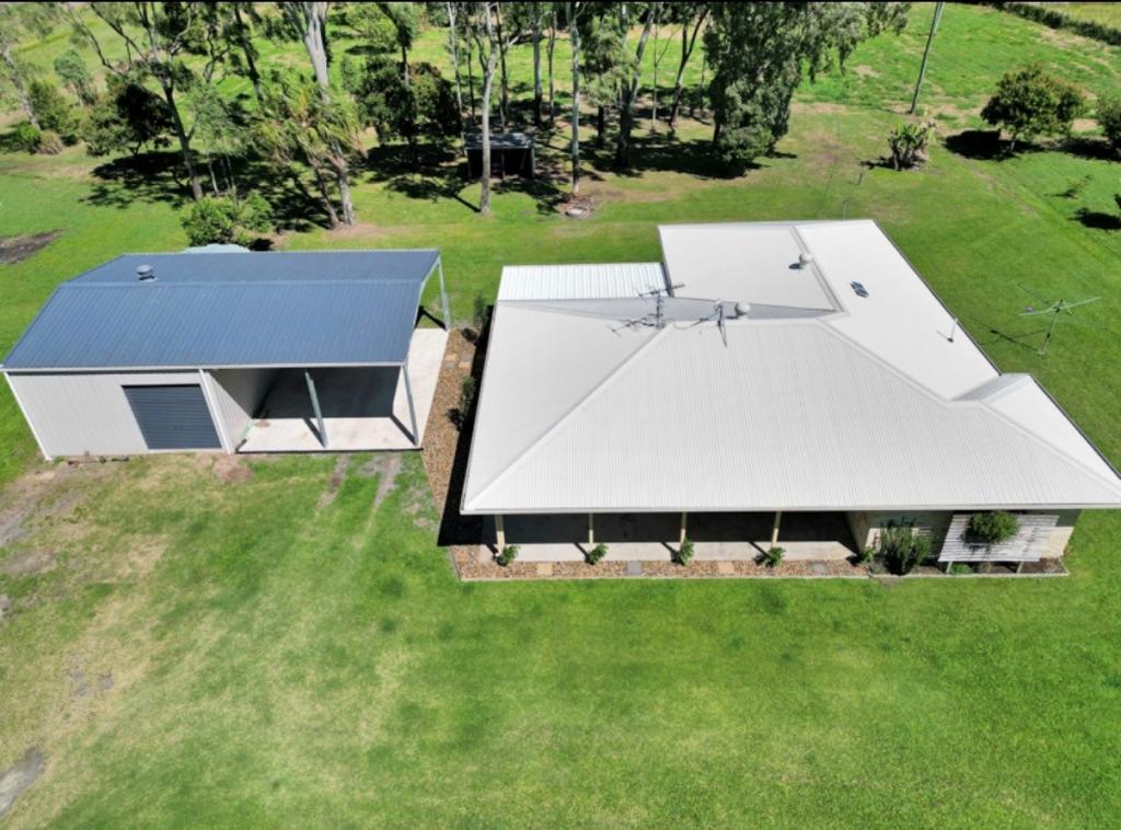 24 Perry Rd, Alligator Creek, QLD 4740