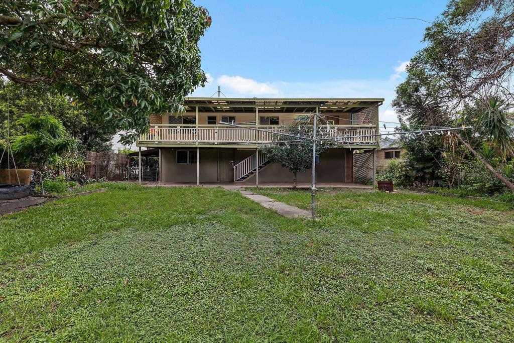 9 CRESCENT CT, ALBANY CREEK, QLD 4035