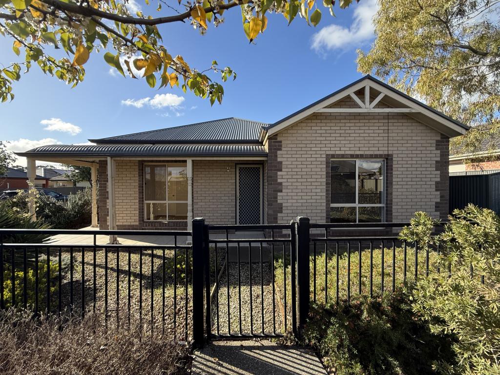12 Cruikshank St, Blakeview, SA 5114