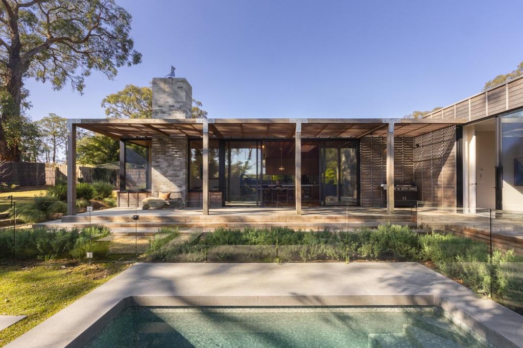 40 Red Hill Rd, Red Hill, VIC 3937