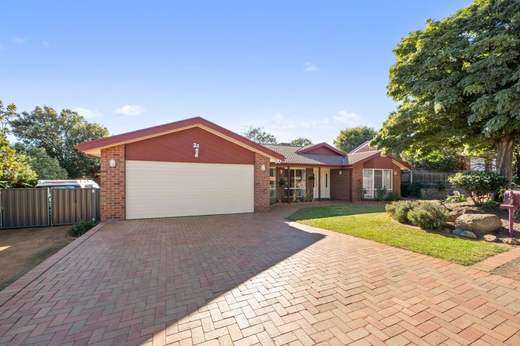 24 Kirkwood Cres, Gordon, ACT 2906