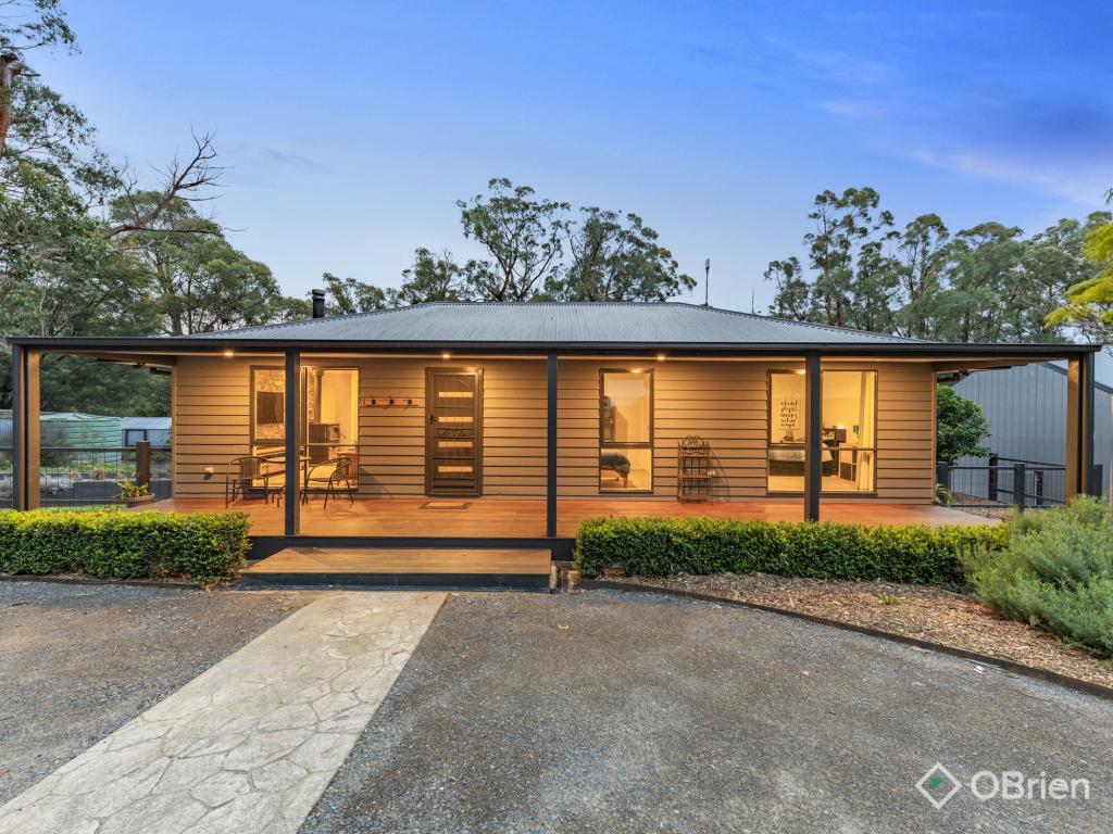 75 Marks Lane, Emerald, VIC 3782