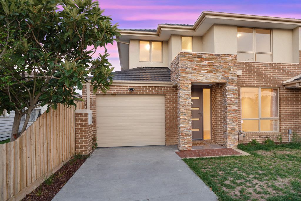 1/108 Kanooka Gr, Clayton, VIC 3168