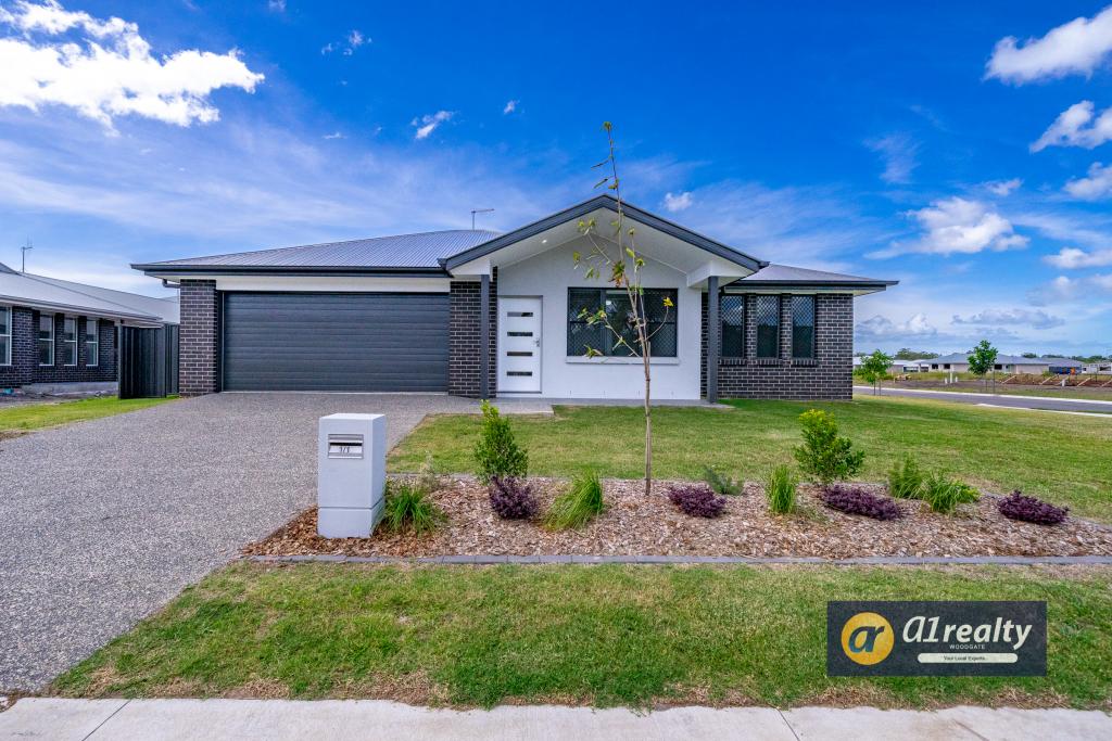 2/1 GULL ST, WOODGATE, QLD 4660