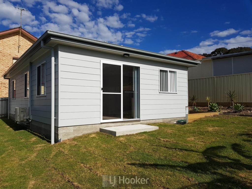 39a Fairfax Rd, Warners Bay, NSW 2282