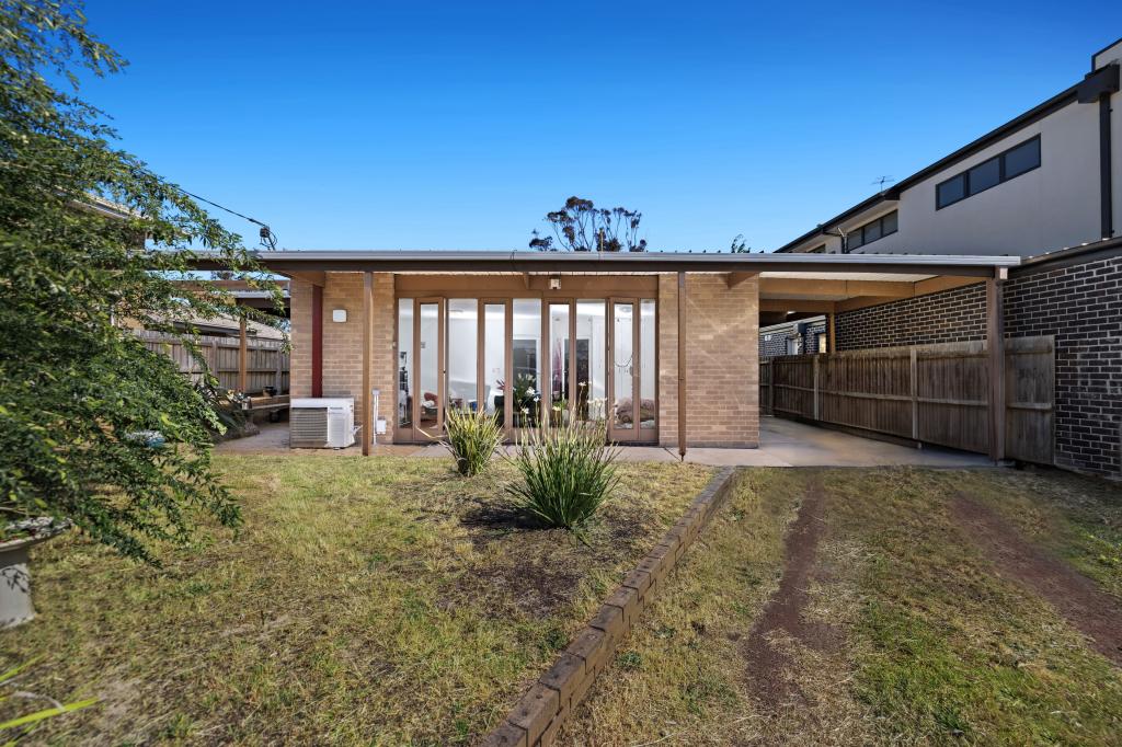 11 Seaford Rd, Seaford, VIC 3198