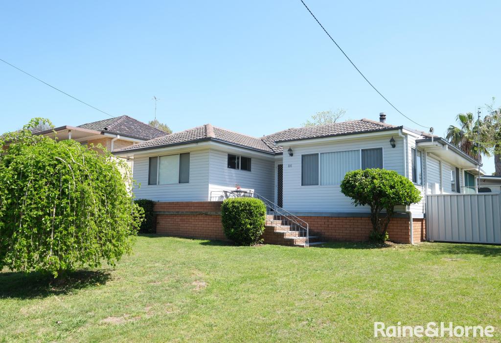 86 King St, Inverell, NSW 2360