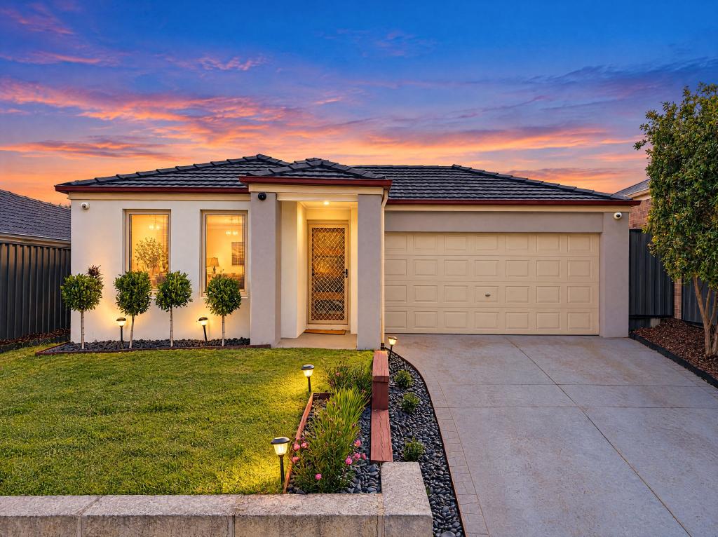 128 WINDERMERE BVD, PAKENHAM, VIC 3810