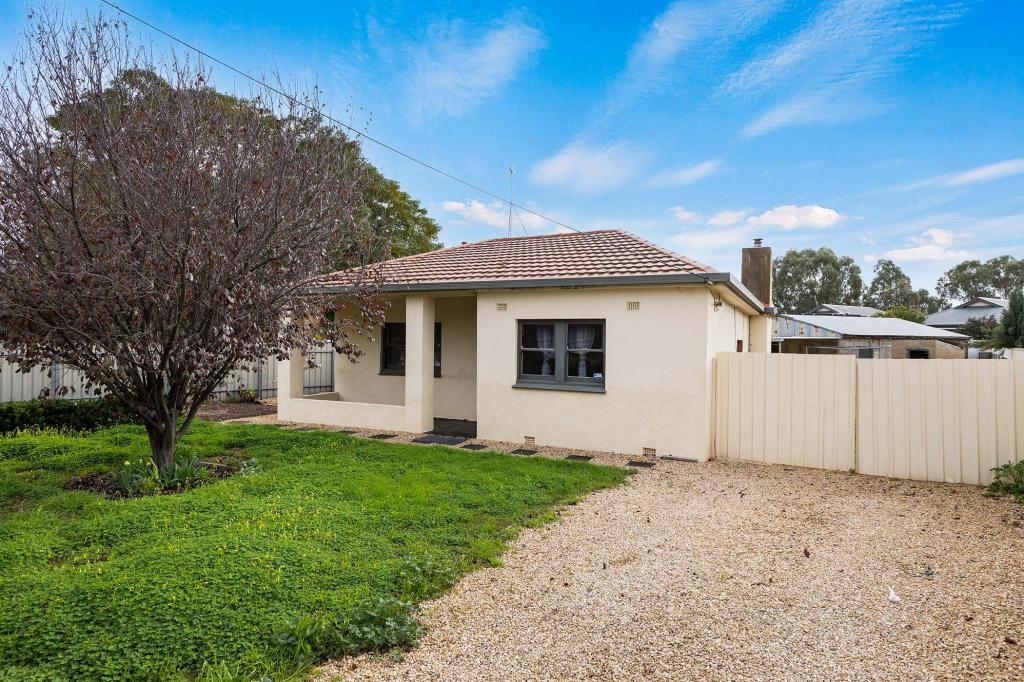 1 Railway Cres, Evanston, SA 5116
