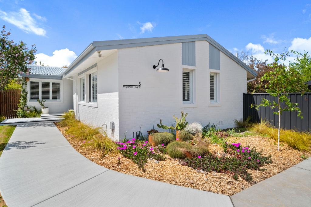 5 Weaver Pl, Charnwood, ACT 2615