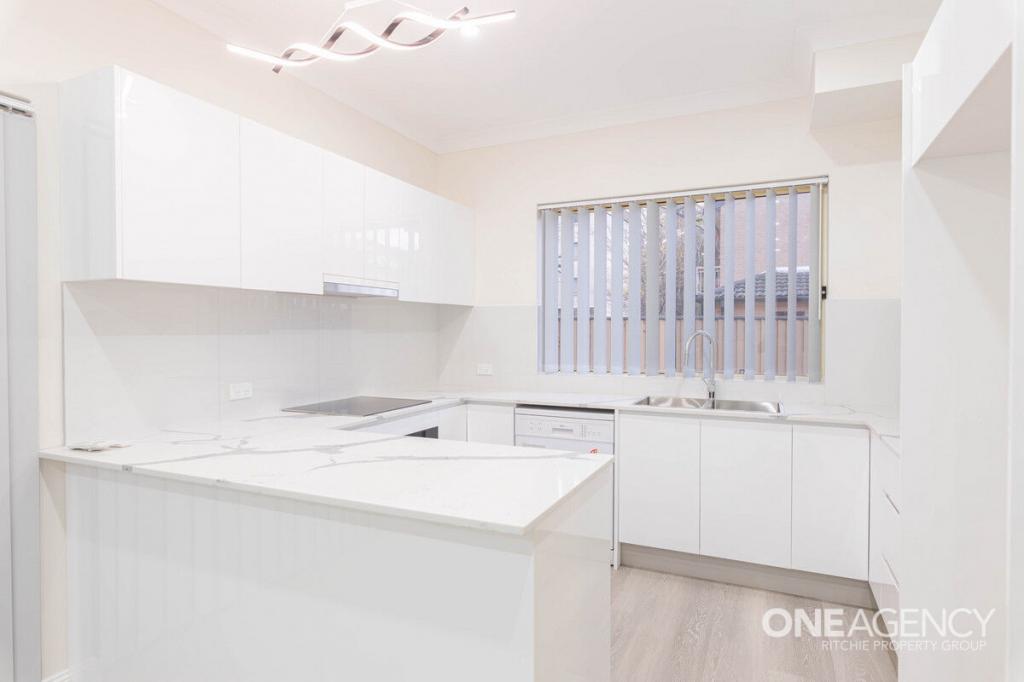 4/3 SANTLEY CRES, KINGSWOOD, NSW 2747