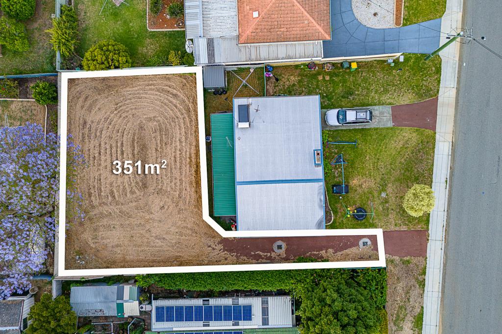 35A ANGELO ST, ARMADALE, WA 6112