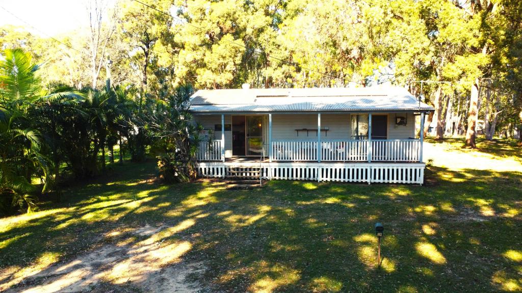 18 NOON-MUCKLE ST, MACLEAY ISLAND, QLD 4184