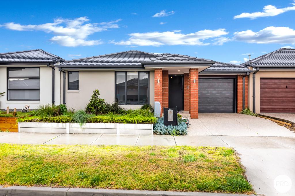 29 Wicket Rd, Clyde, VIC 3978
