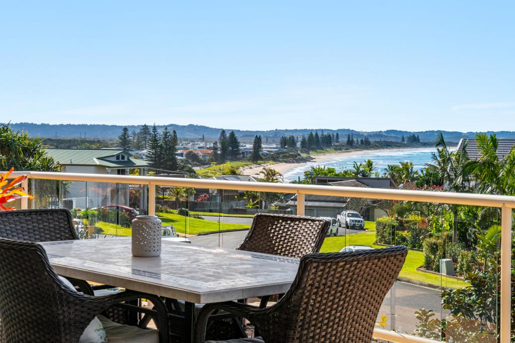 24 PINNACLE ROW, LENNOX HEAD, NSW 2478