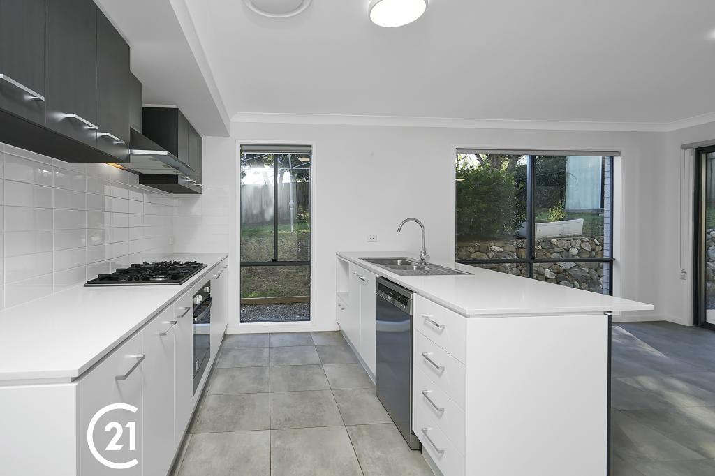 11 Pavonia St, Everton Hills, QLD 4053