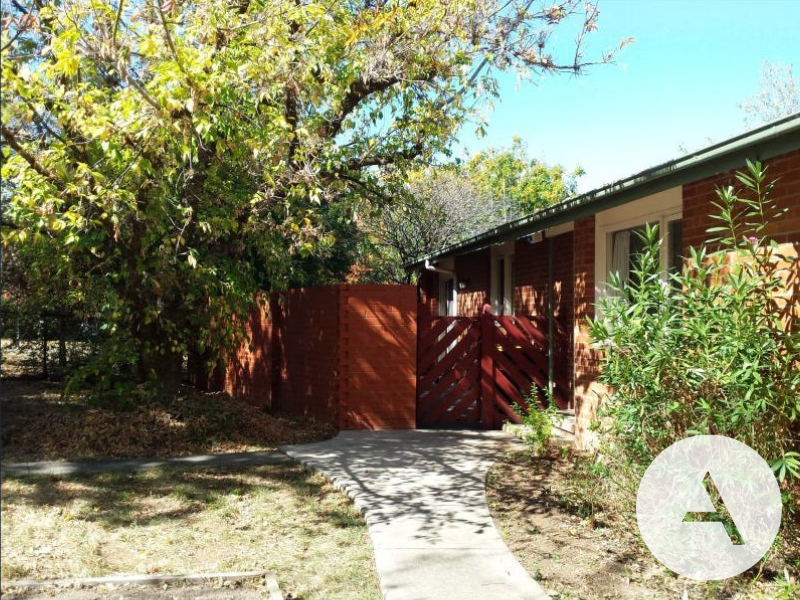 27 Archibald St, Lyneham, ACT 2602