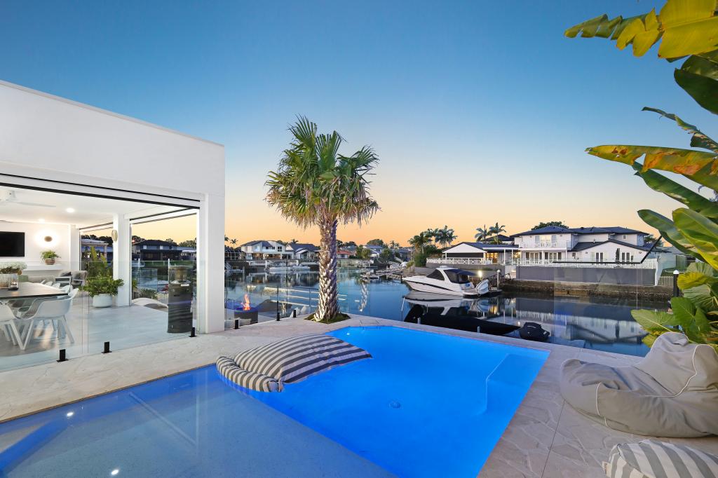 16 Cockleshell Ct, Runaway Bay, QLD 4216