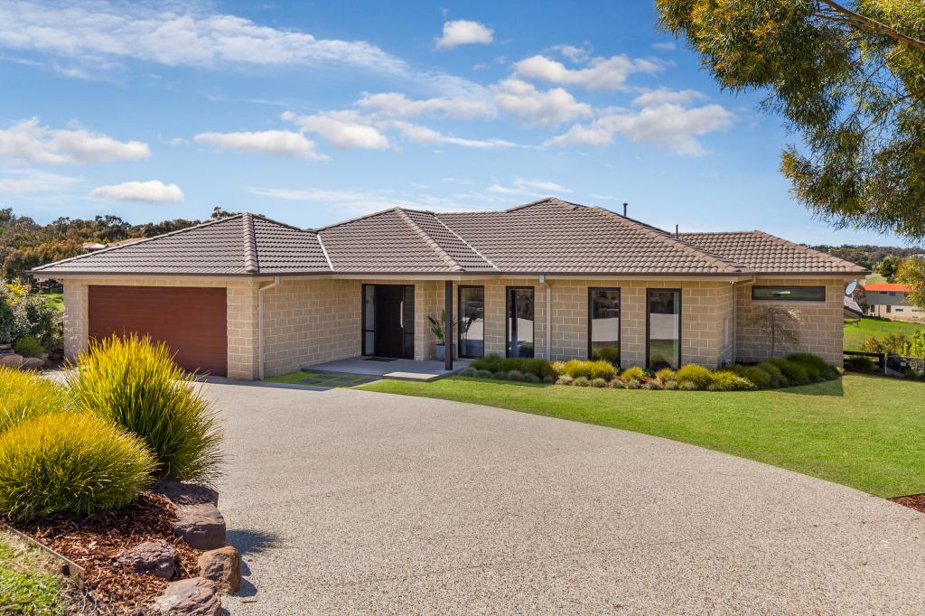 17 Craig Parry Dr, Wallan, VIC 3756