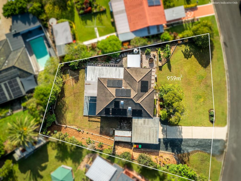 12 Balfour Cres, Highland Park, QLD 4211