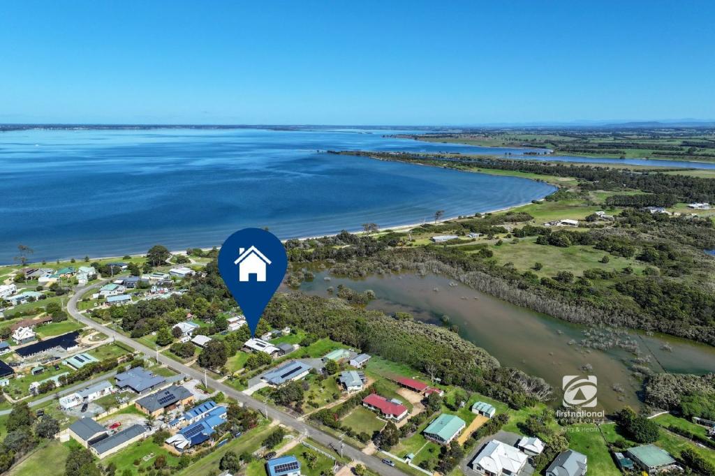 19 Tambo Bvd, Metung, VIC 3904