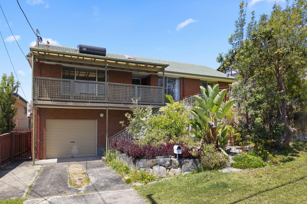 17 Tobruk Ave, Allambie Heights, NSW 2100