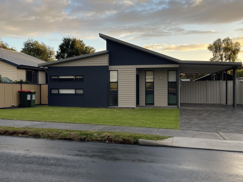 8 Shotter St, Walpole, WA 6398