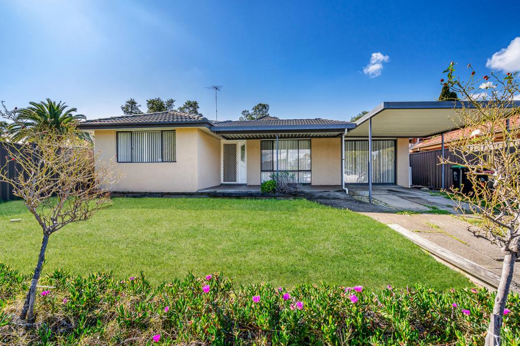 12 Lowanna Dr, South Penrith, NSW 2750