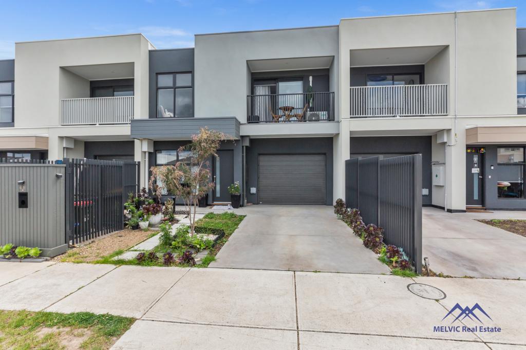 25A RHYNHURST ST, CLYDE NORTH, VIC 3978