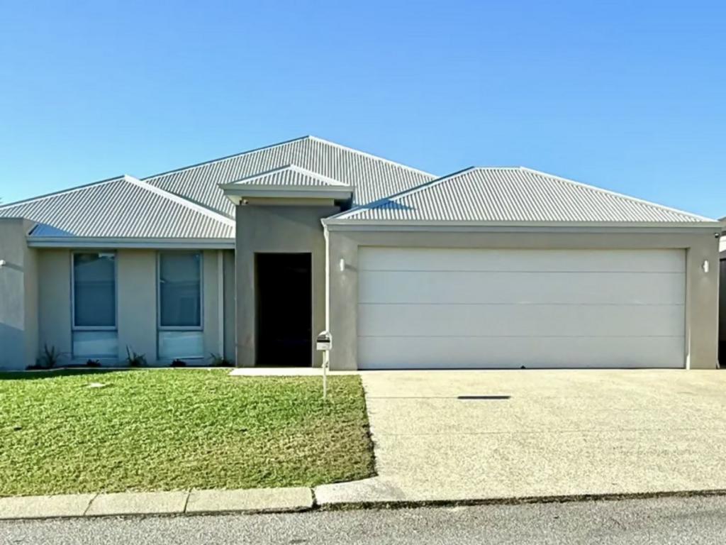 22 SCOTTSDALE TURN, MEADOW SPRINGS, WA 6210