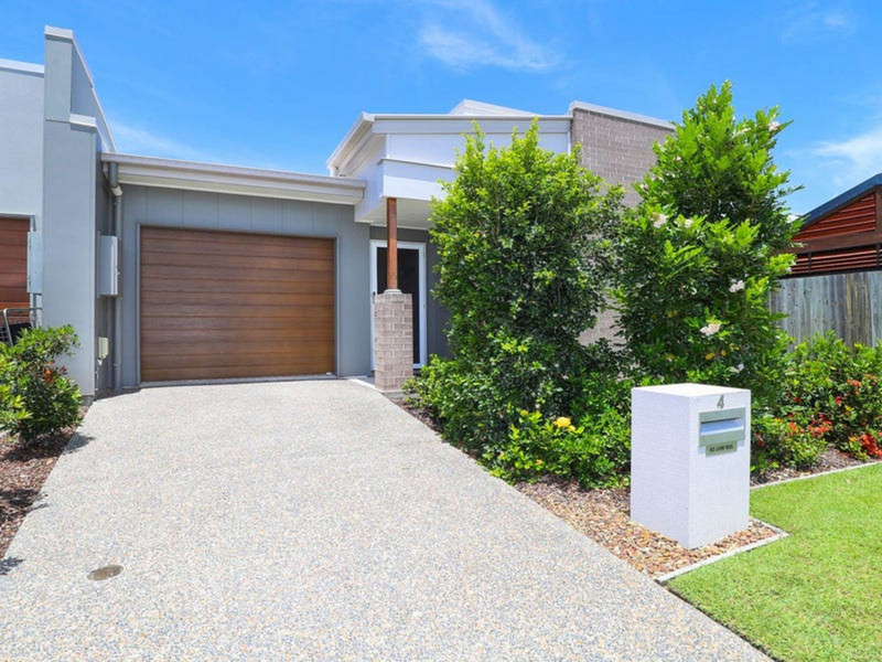 4 CHESTNUT CRES, CALOUNDRA WEST, QLD 4551