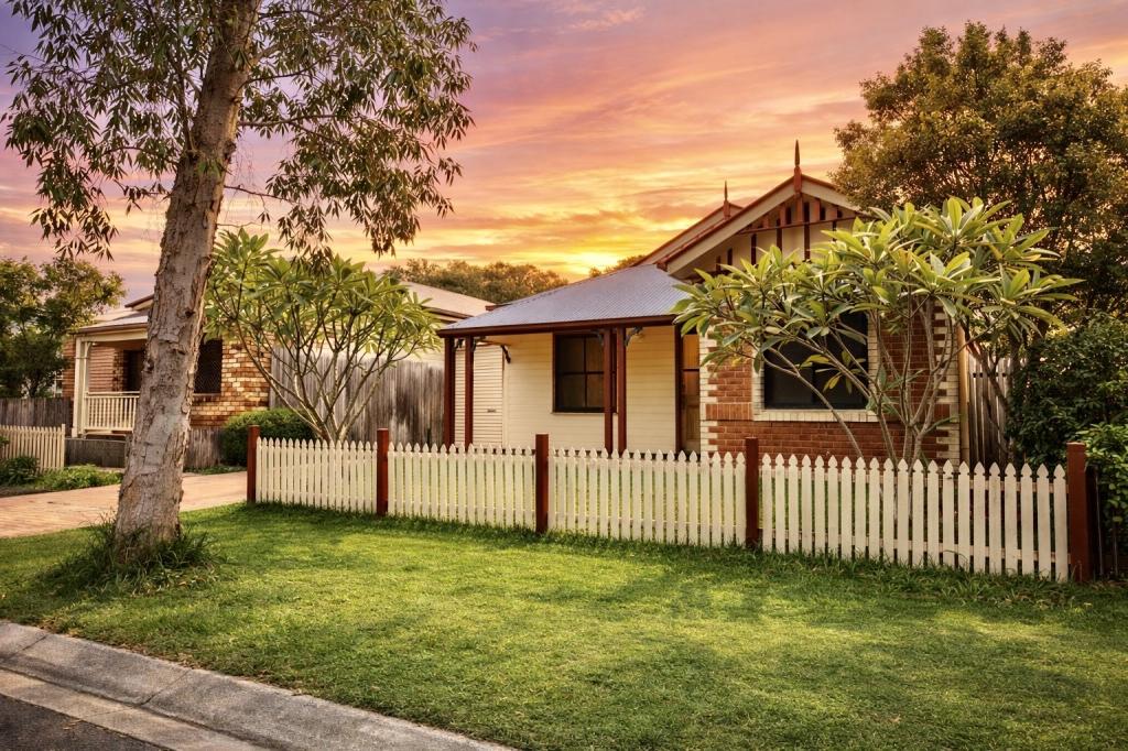 9 Milliken Cct, Forest Lake, QLD 4078