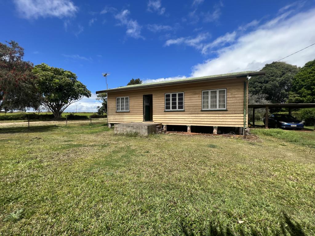 25 Walker St, Kairi, QLD 4872