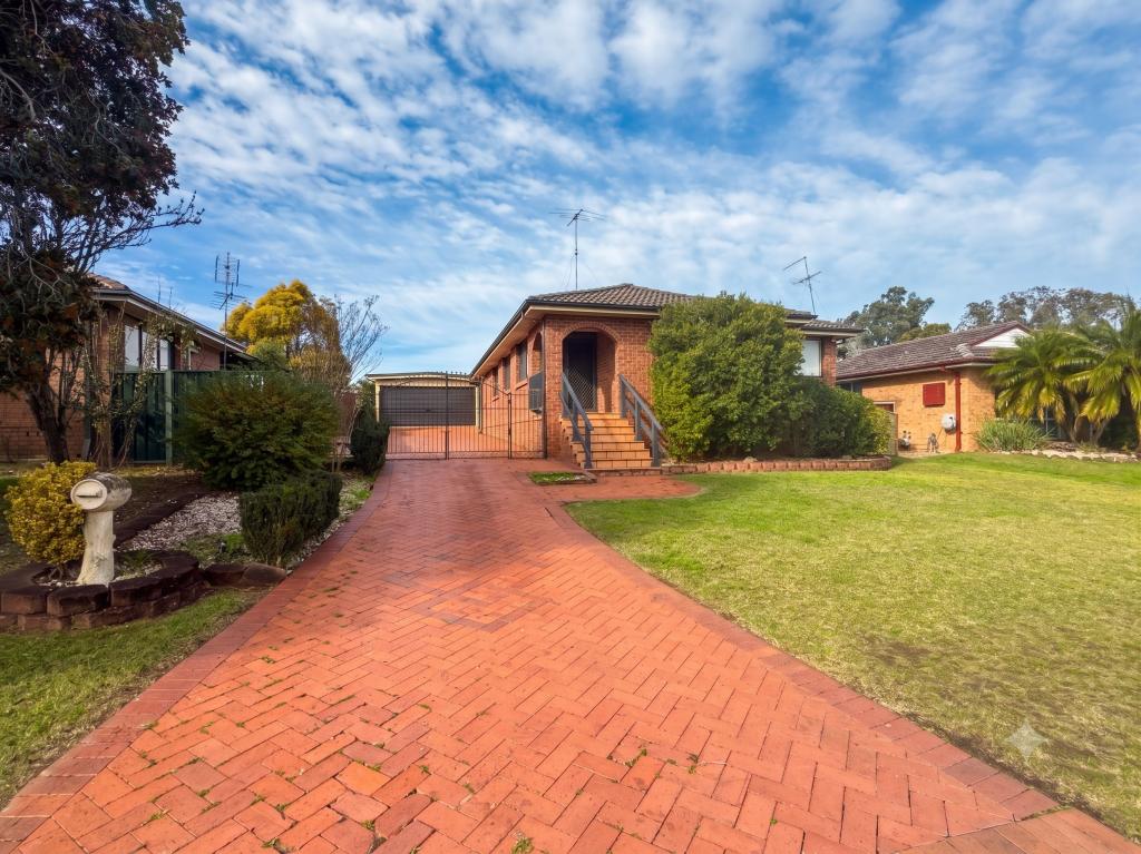 31 Kala Cct, St Clair, NSW 2759
