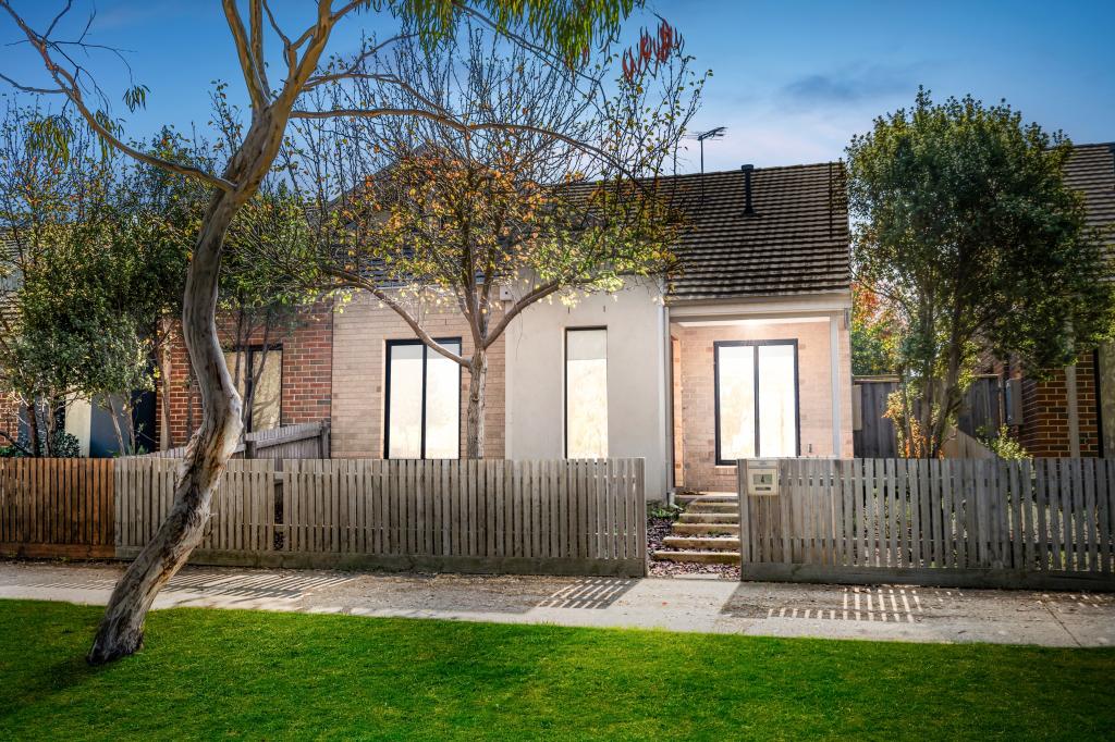 4 Burberry Lane, Deer Park, VIC 3023