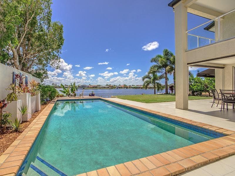 62 Lakeshore Dr, Helensvale, QLD 4212