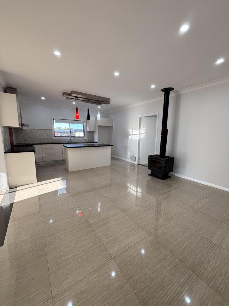 7 Ashton Pl, Mount Pritchard, NSW 2170