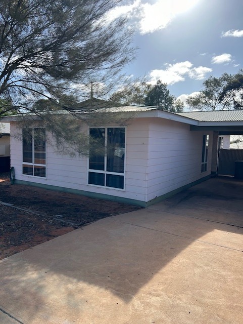 23a Bopeechee St, Roxby Downs, SA 5725