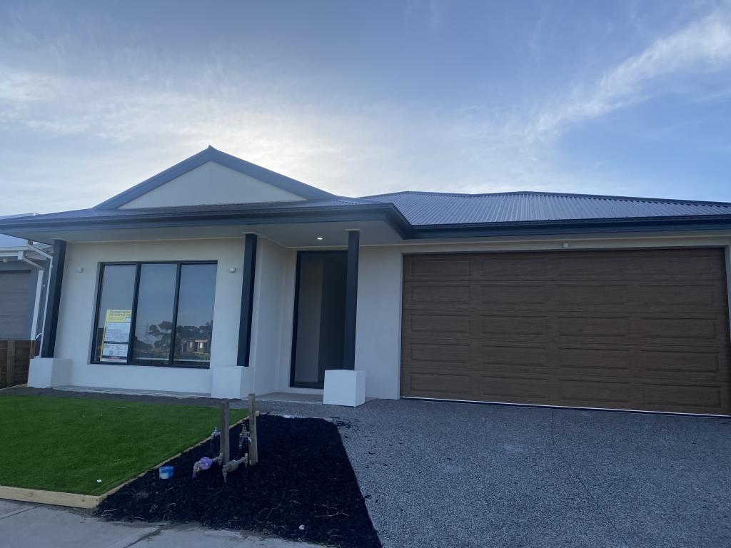 35 Travancore St, Tarneit, VIC 3029