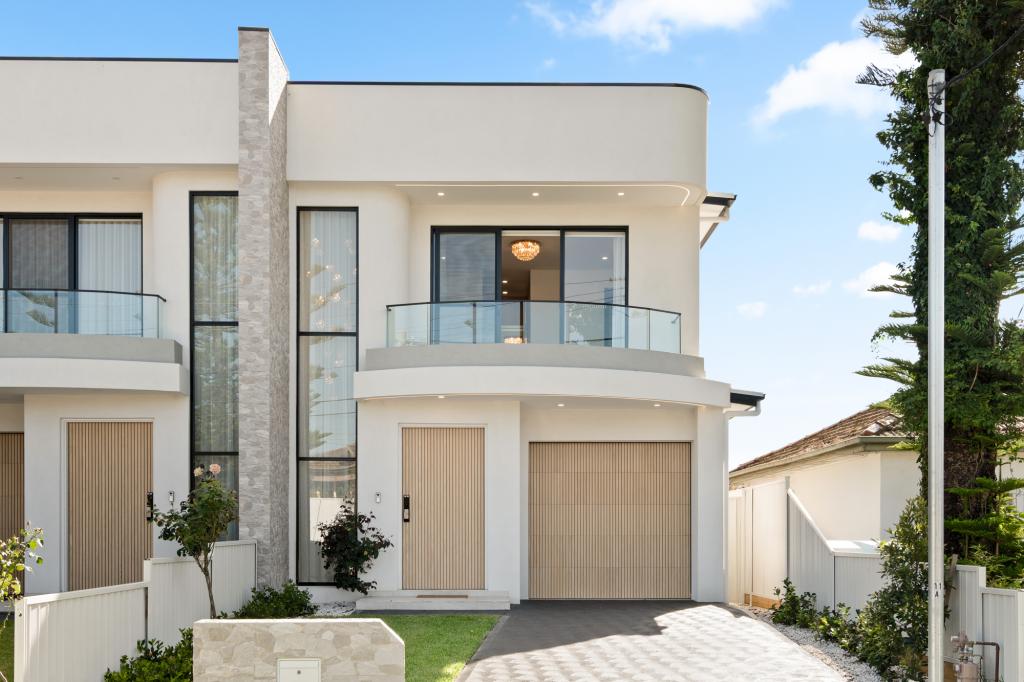11A SLENDER AVE, SMITHFIELD, NSW 2164