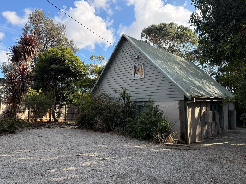 16 San Remo Cres, Sunset Strip, VIC 3922