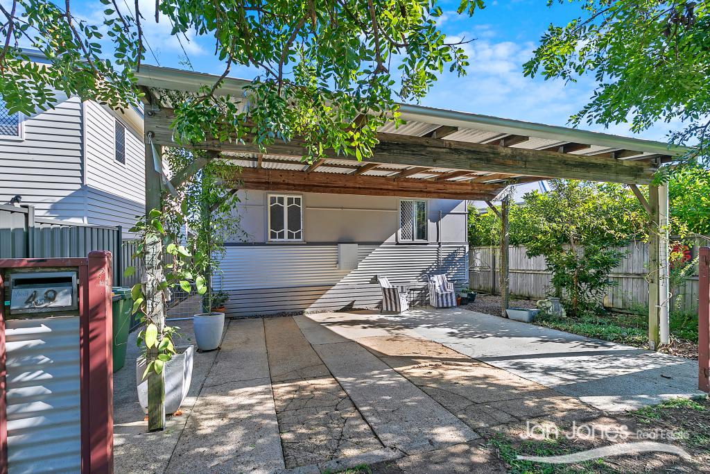 49 Donald St, Woody Point, QLD 4019