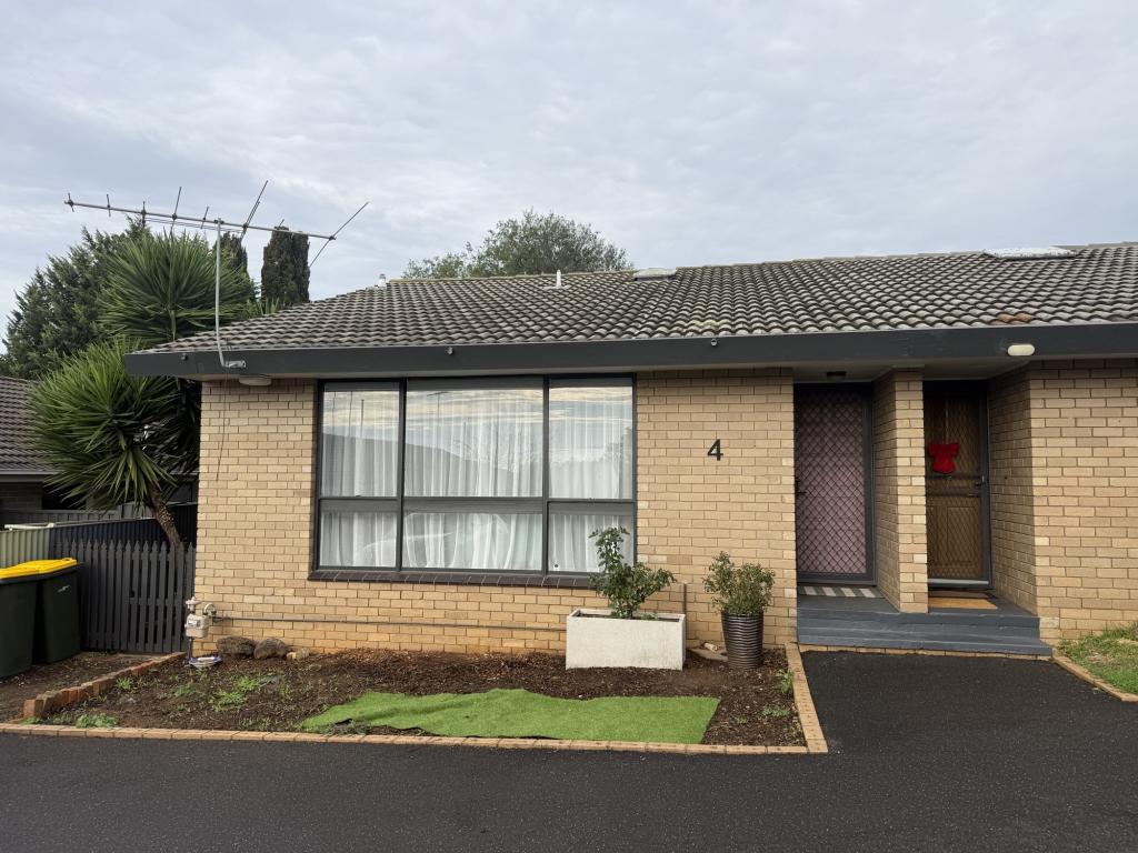 4/25 Hutcheson Ave, Highton, VIC 3216